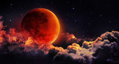 The November Blood Moon: The Secrets That You Keep